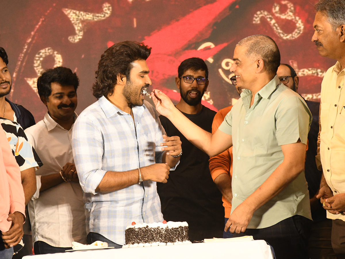 Kiran Abbavaram Ka Movie Success Celebrations Photos1