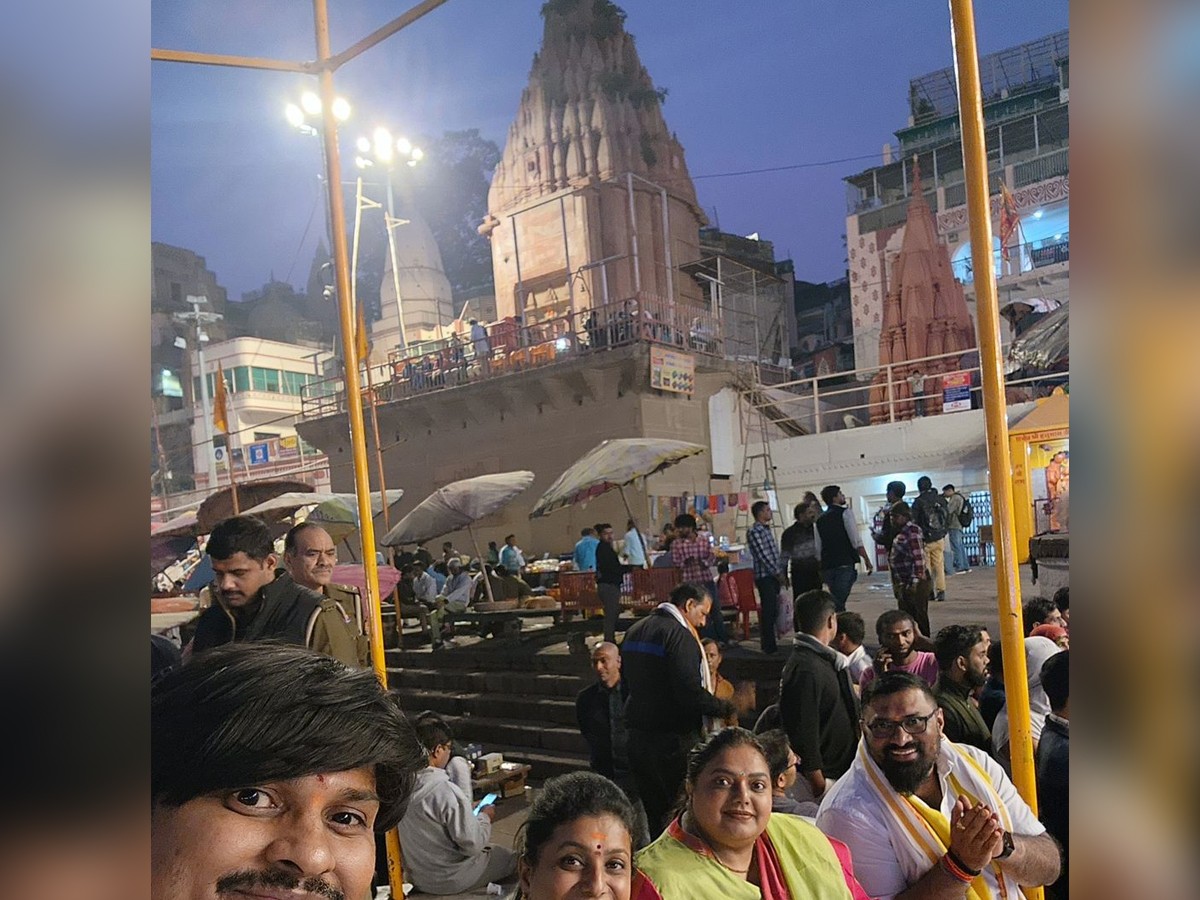 Jabardasth Fame Rocking Rakesh And Wife Sujatha In Kashi With RK Roja4