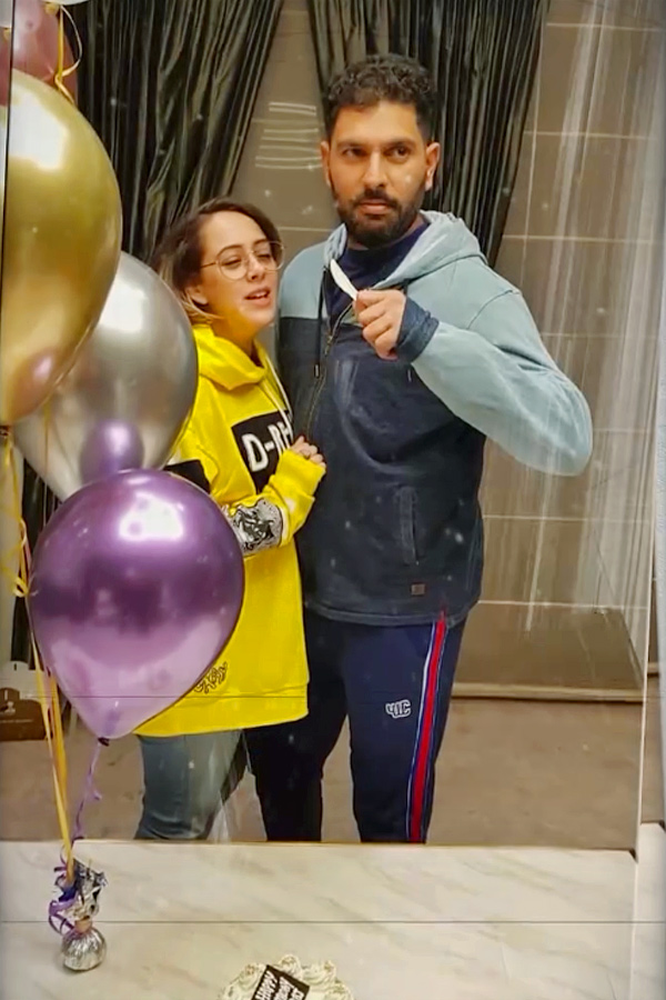 Yuvraj Singh pens anniversary wish to wife Hazel Keech: Photos3