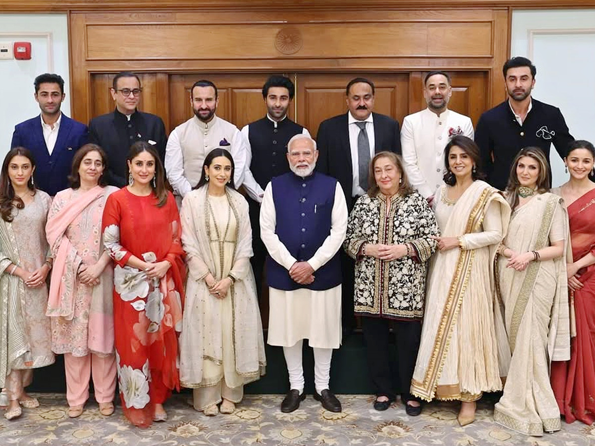 PM Modi Meets Kapoor Family Photos2