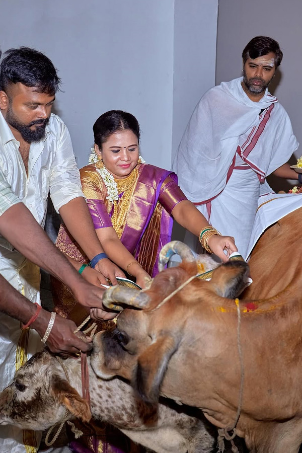 Kollywood TV Actress Mani Meghlai House Warming Ceremony Photos Viral6