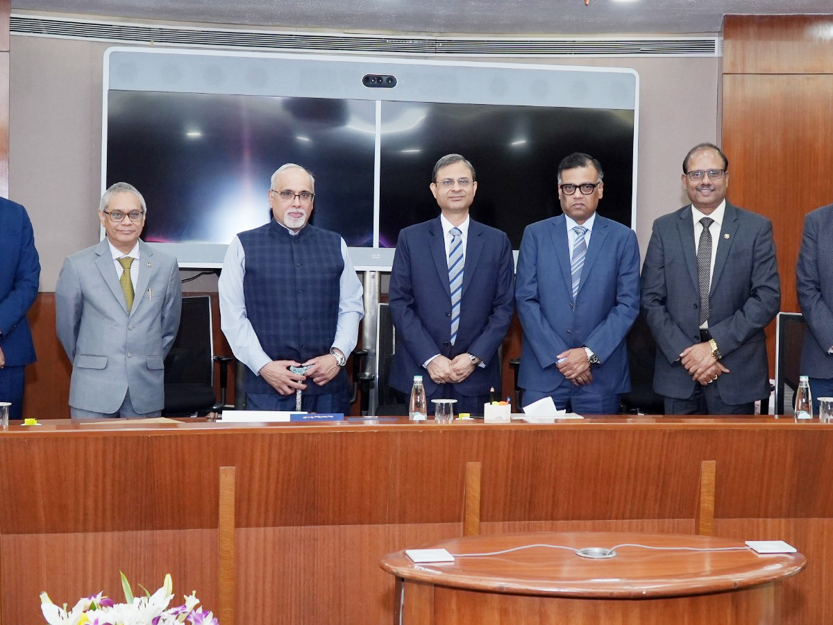 RBI Governor Sanjay39