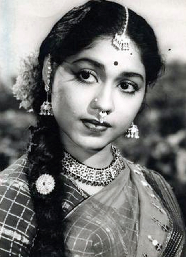 The actress who changed the movie to her surname Sowcar Janaki 7