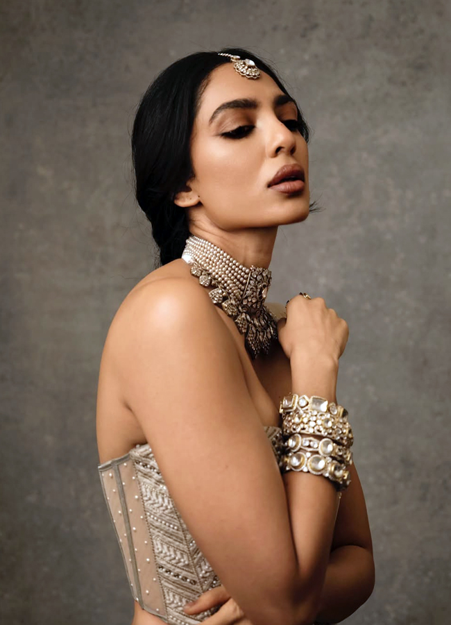 Akkineni's Daughter in Law's Photoshoot After the Wedding Shobhita shines like gold13