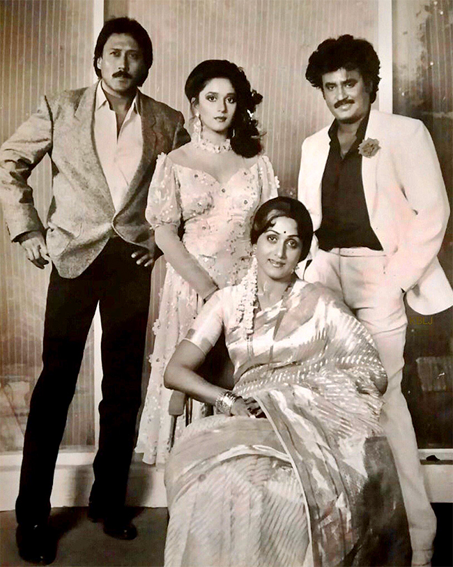 superstar rajinikanth birthday rare and unseen photos photos goes viral6