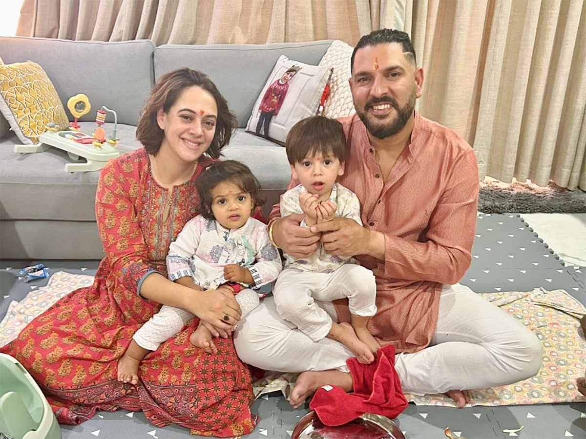yuvraj singh birthday rare and unseen photos goes viral17