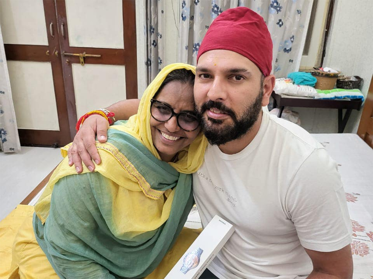 yuvraj singh birthday rare and unseen photos goes viral27