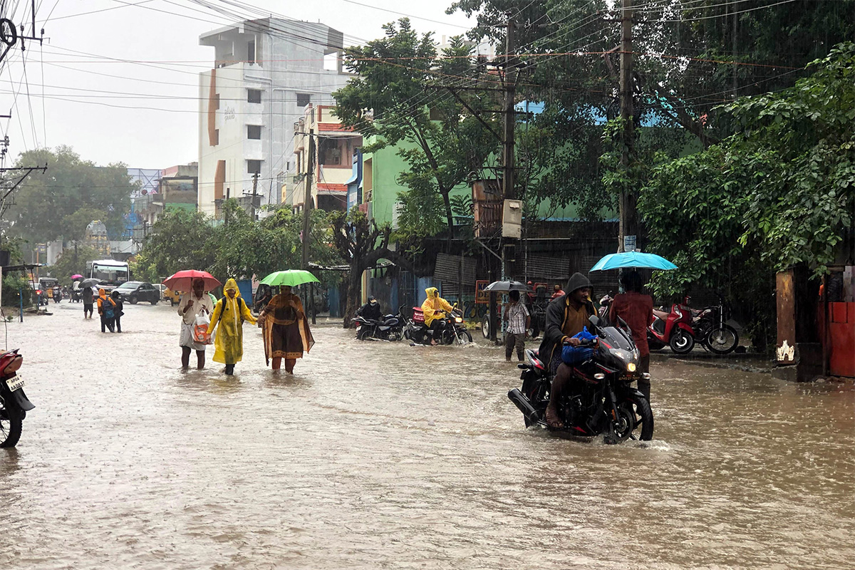 heavy rain in tirupati live updates photos goes viral13