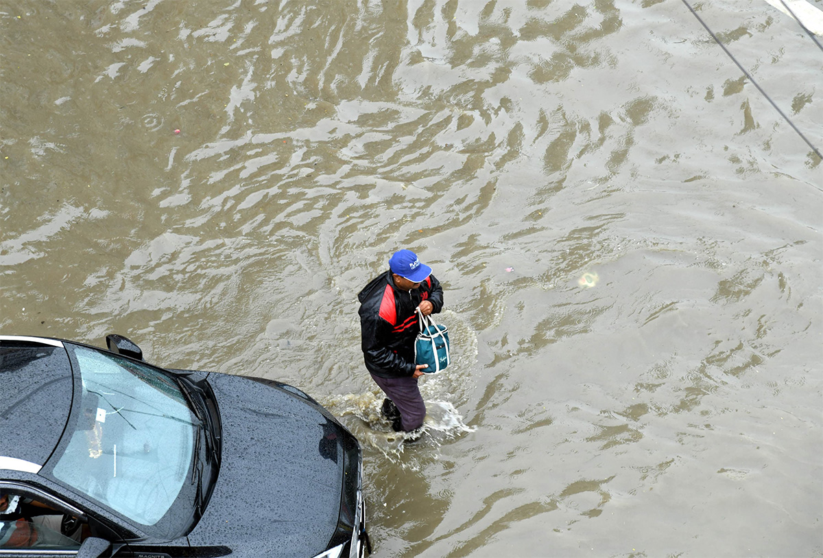 heavy rain in tirupati live updates photos goes viral24