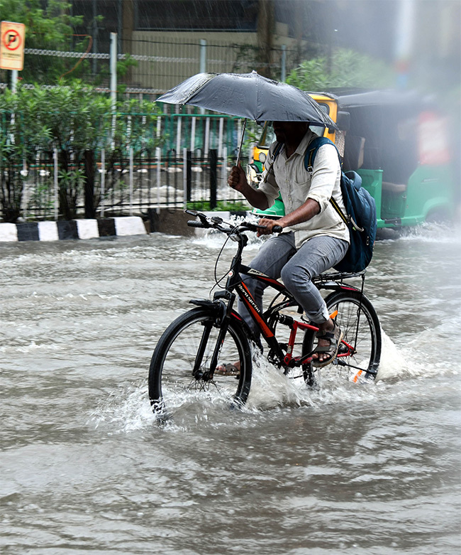 heavy rain in tirupati live updates photos goes viral29