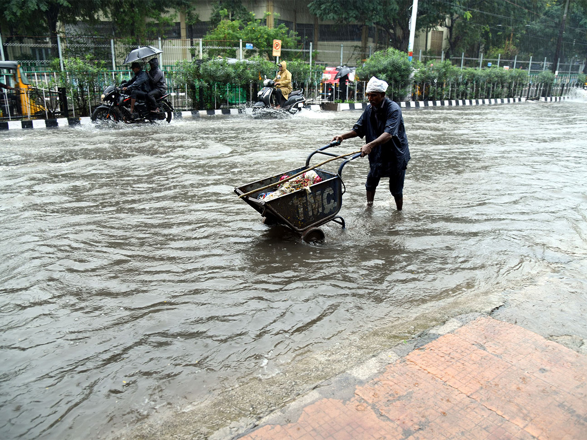heavy rain in tirupati live updates photos goes viral46