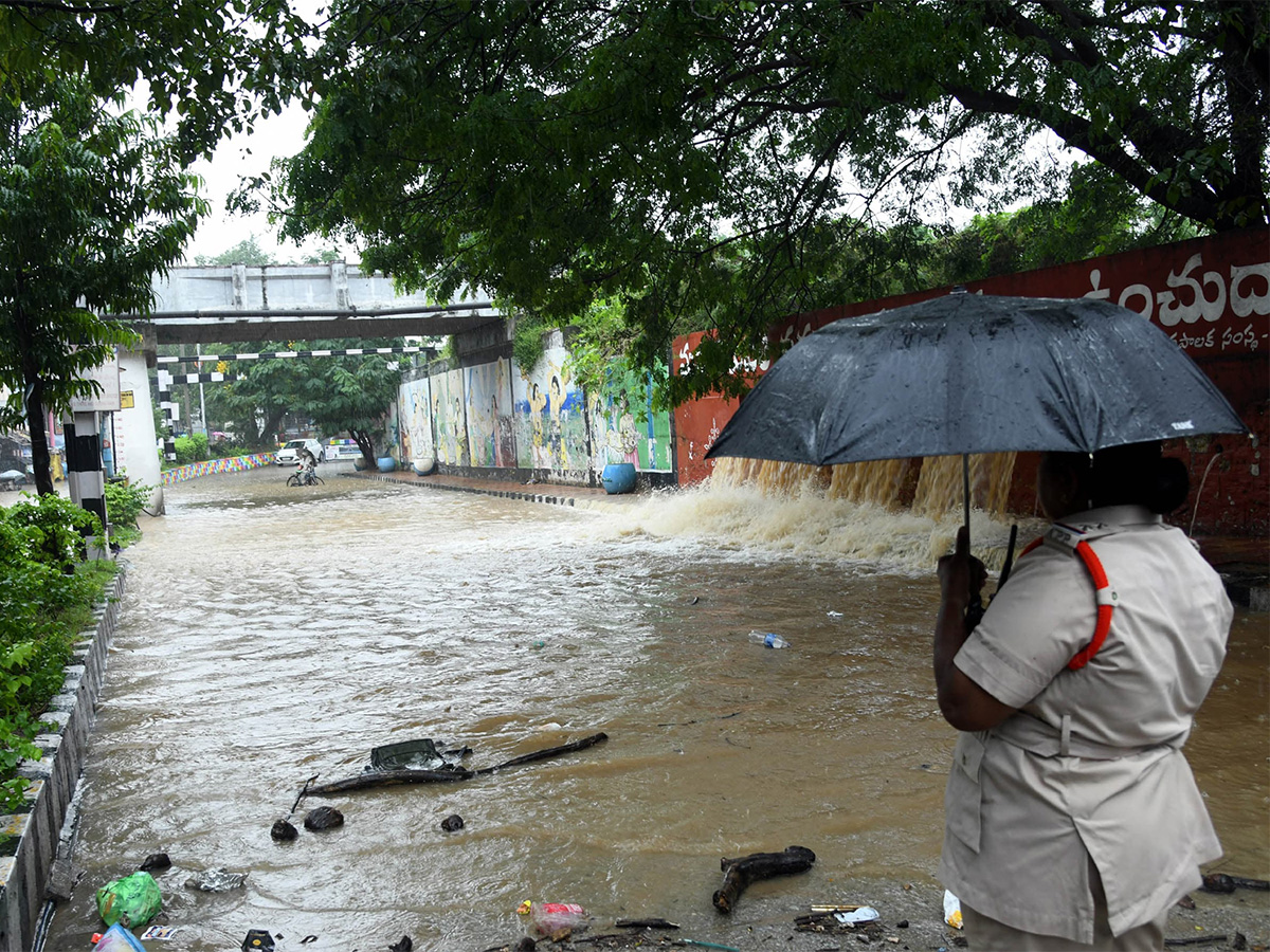 heavy rain in tirupati live updates photos goes viral59
