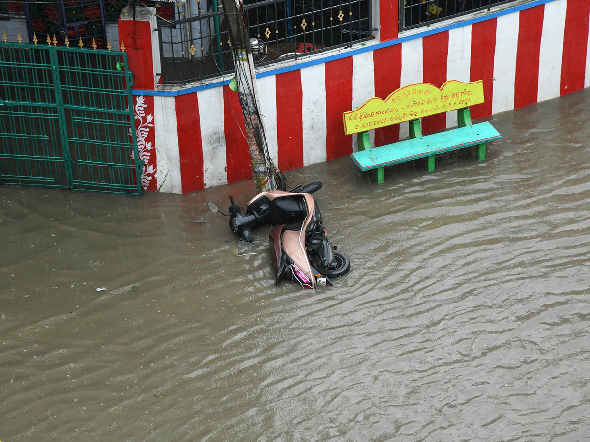 heavy rain in tirupati live updates photos goes viral61