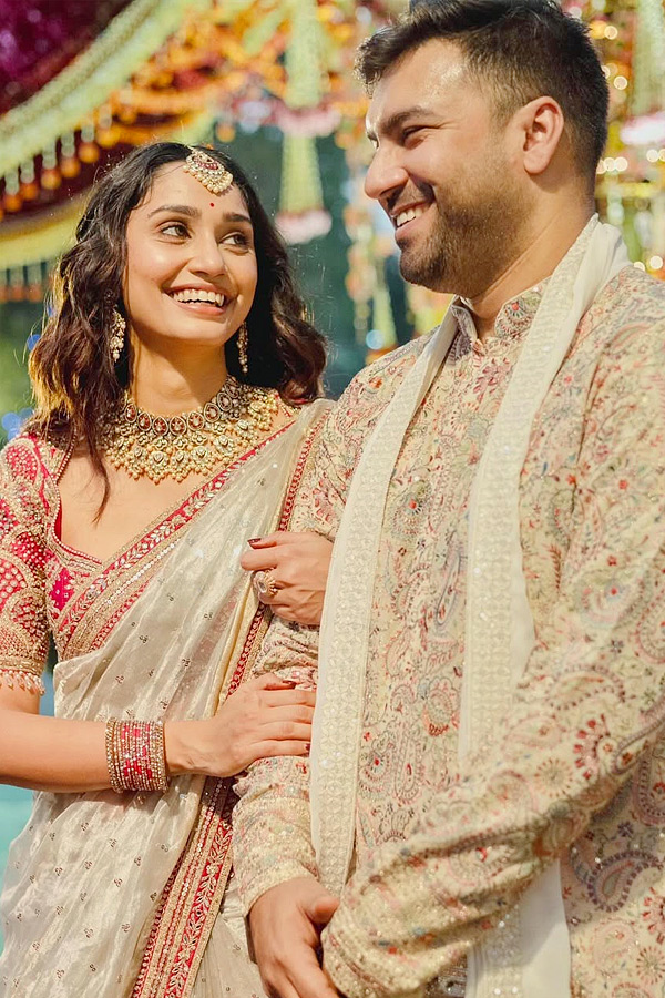 Samanta Dhulipala Shares Photos from Sobhita and Naga Chaitanya Wedding13