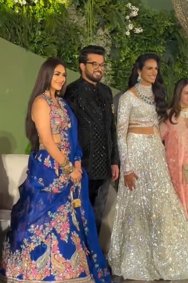 Badminton star PV Sindhu Grand Wedding Reception Photos12