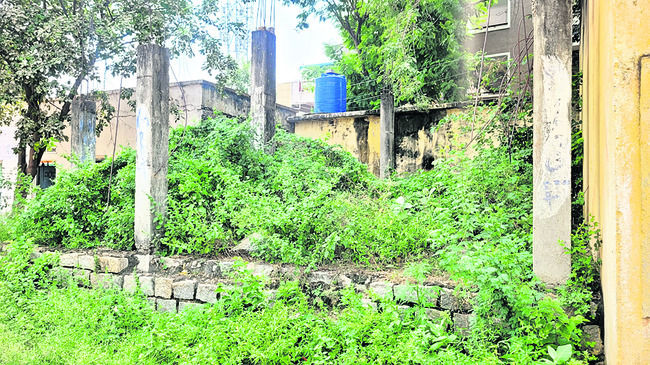 కళాశాల.. సమస్యల తిష్ట 1