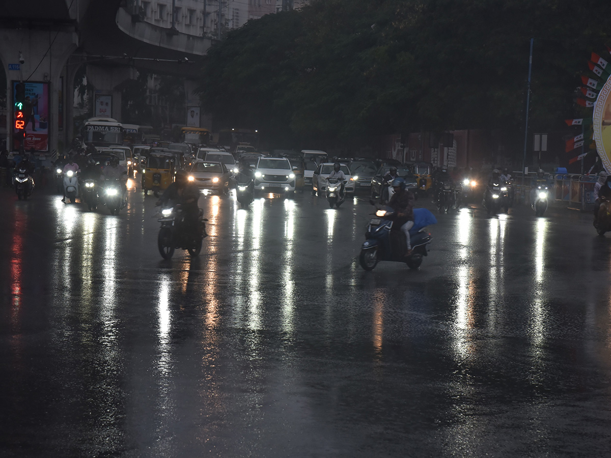 heavy rain in hyderabad today1
