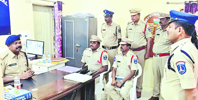నేడు ఆమనగల్లు మార్కెట్ కమిటీ ప్రమాణ స్వీకారం
1