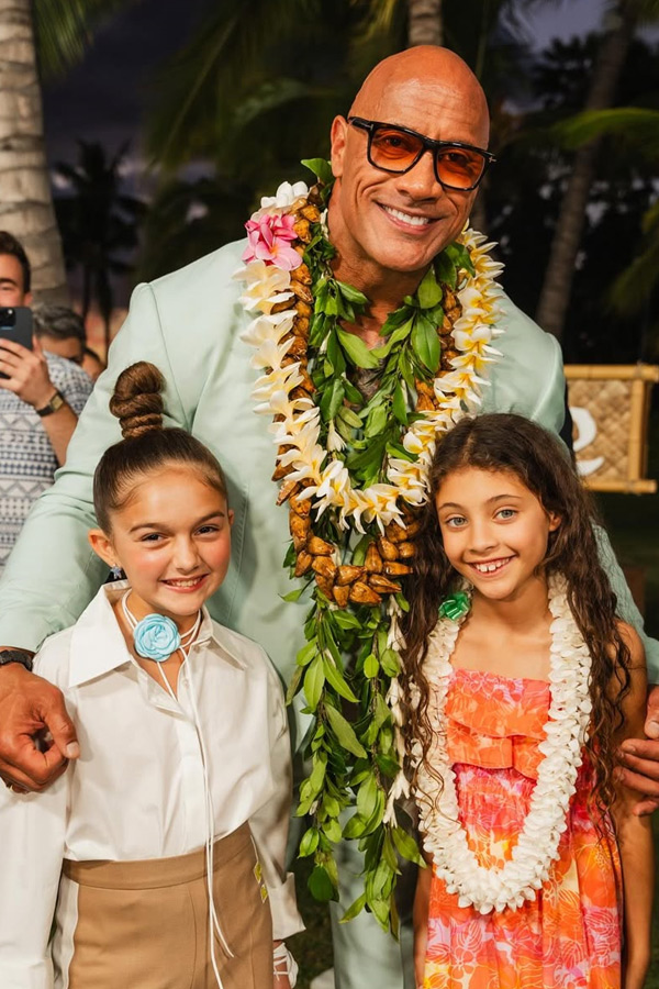 WWE Super Star The Rock Participated Emo Moment with my mom at Moana 2 Premiere Photos3