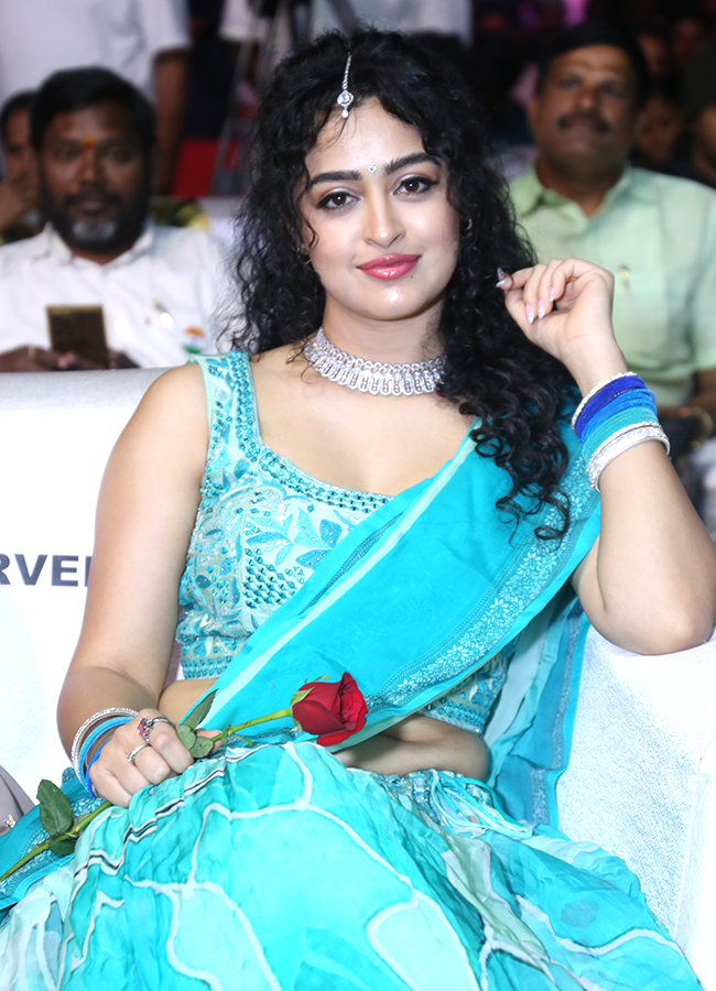 ‘రాచరికం’ ప్రీ రిలీజ్ ఈవెంట్‌లో మెరిసిన హీరోయిన్‌ అప్సర రాణి (ఫొటోలు ...