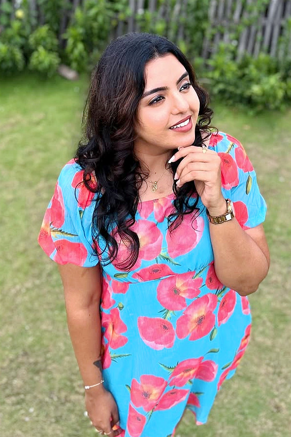 Arundhati Movie Child Artist Divya Nagesh Engagement Photos Viral12