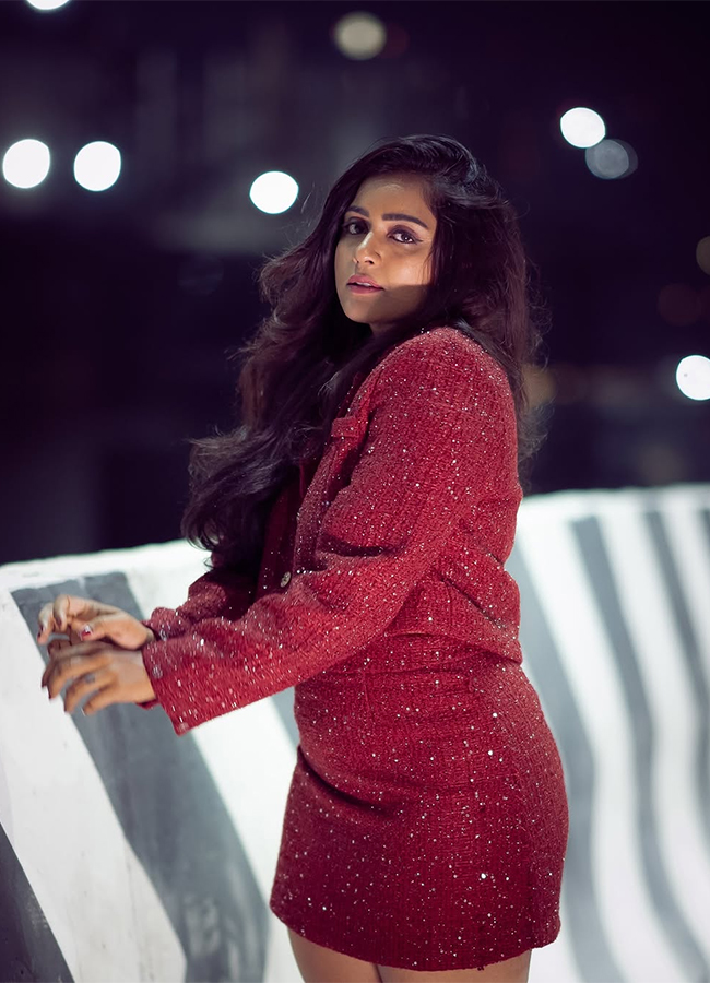 Actress Vithika Sheru latest photos6