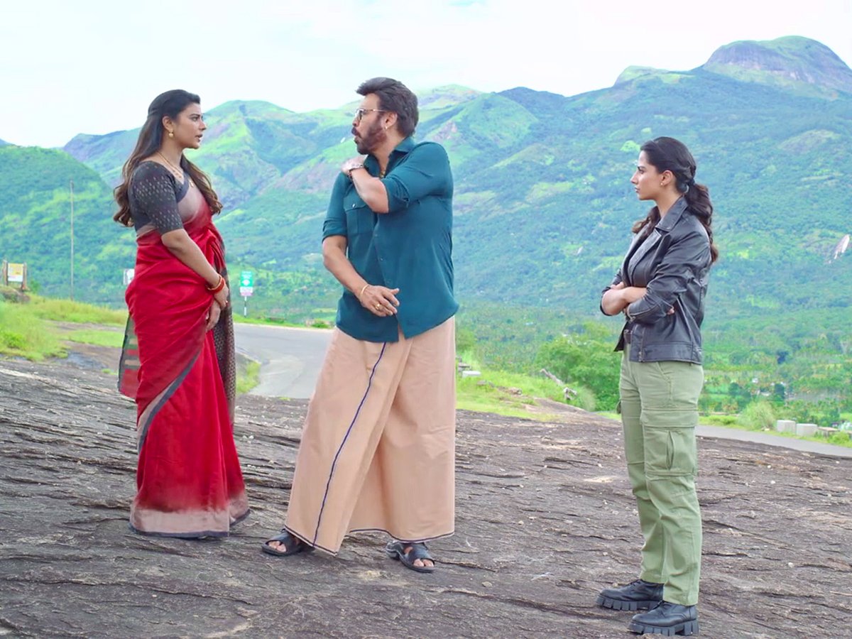 Venkatesh Sankranthiki Vasthunnam Movie HD Stills Photos Goes Viral16