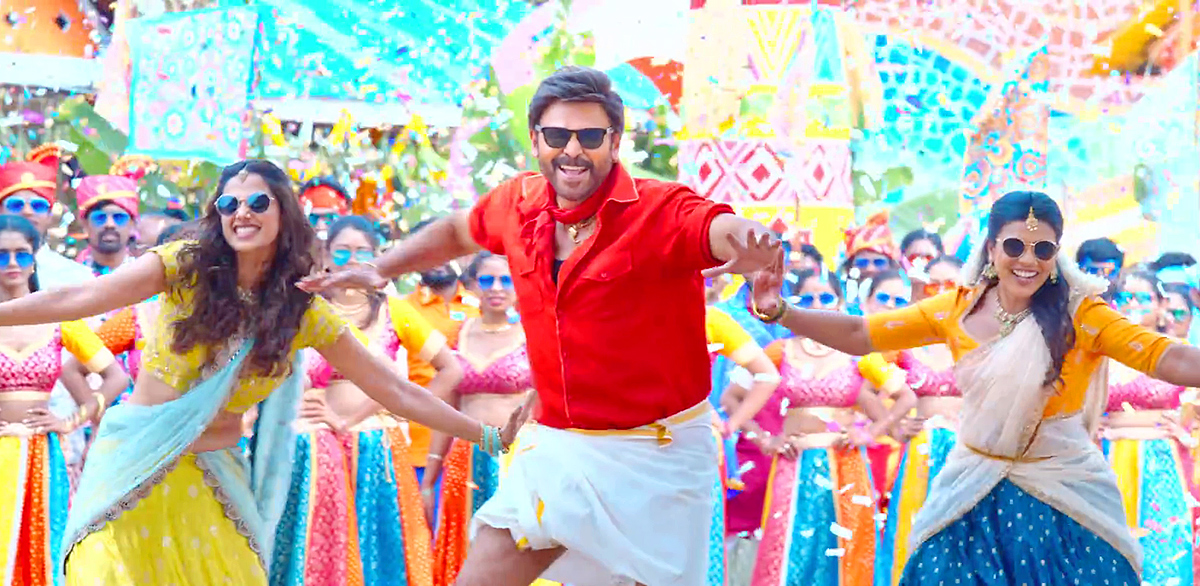 Venkatesh Sankranthiki Vasthunnam Movie HD Stills Photos Goes Viral25