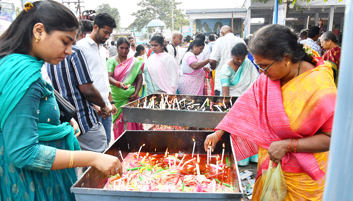 విజయవాడ : గుణదల మేరీమాత ఉత్సవాలు ప్రారంభం (ఫొటోలు) | Gunadala Mary ...