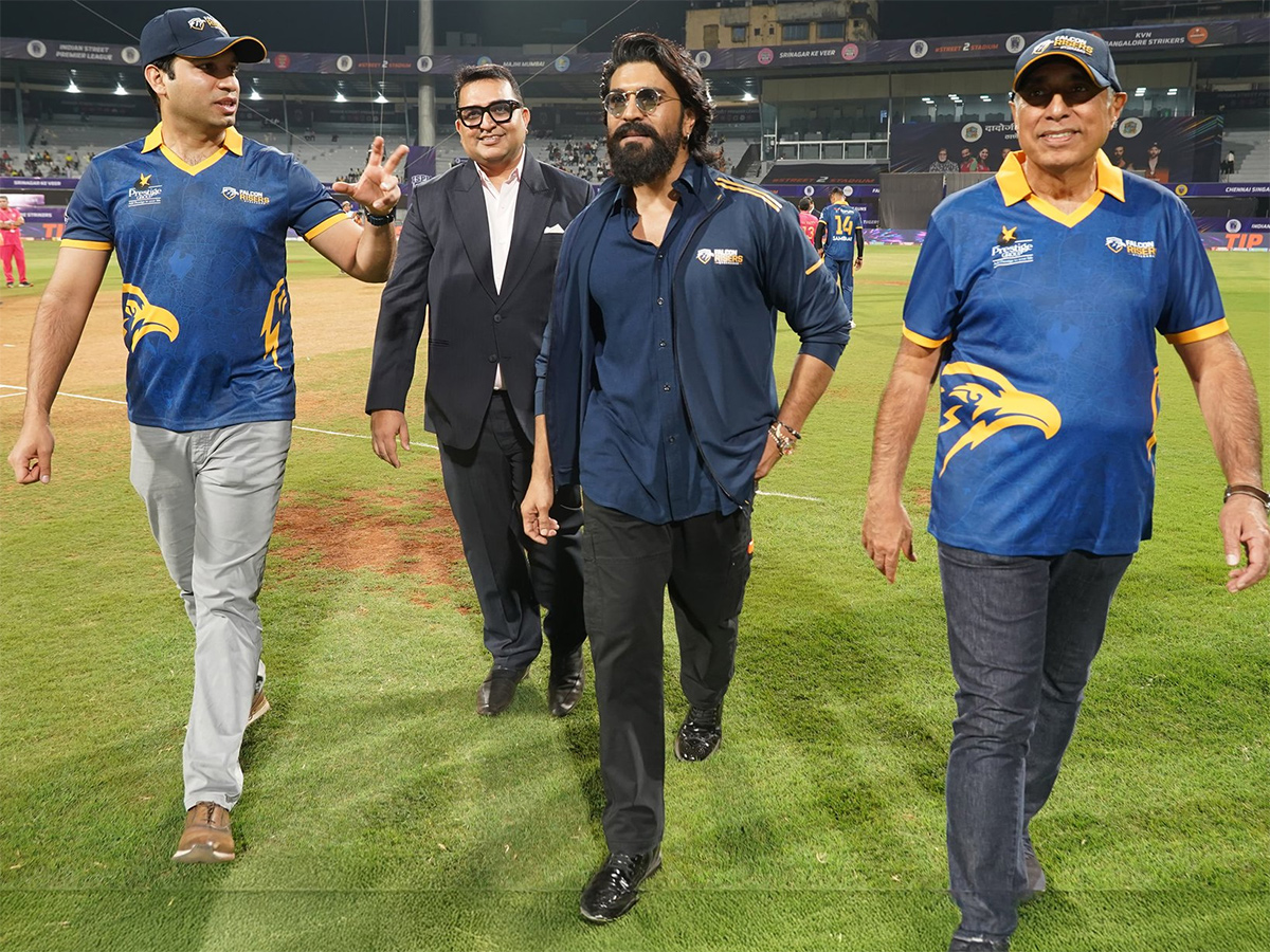 క్రికెట్‌ స్టేడియంలో సందడి చేసిన హీరో రామ్ చరణ్ (ఫొటోలు) | Owner of ...