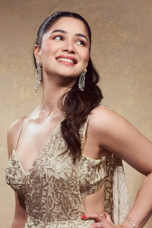 Sachin Tendulkars daughter Sara Tendulkar Beautiful Photos3