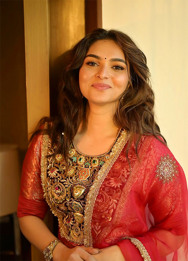 Dragon Movie Actress Kayadu Lohar Full Details6