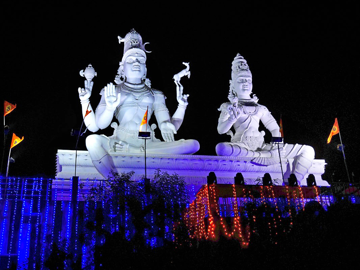 maha shivaratri 2025 celebrations at srikalahasti4