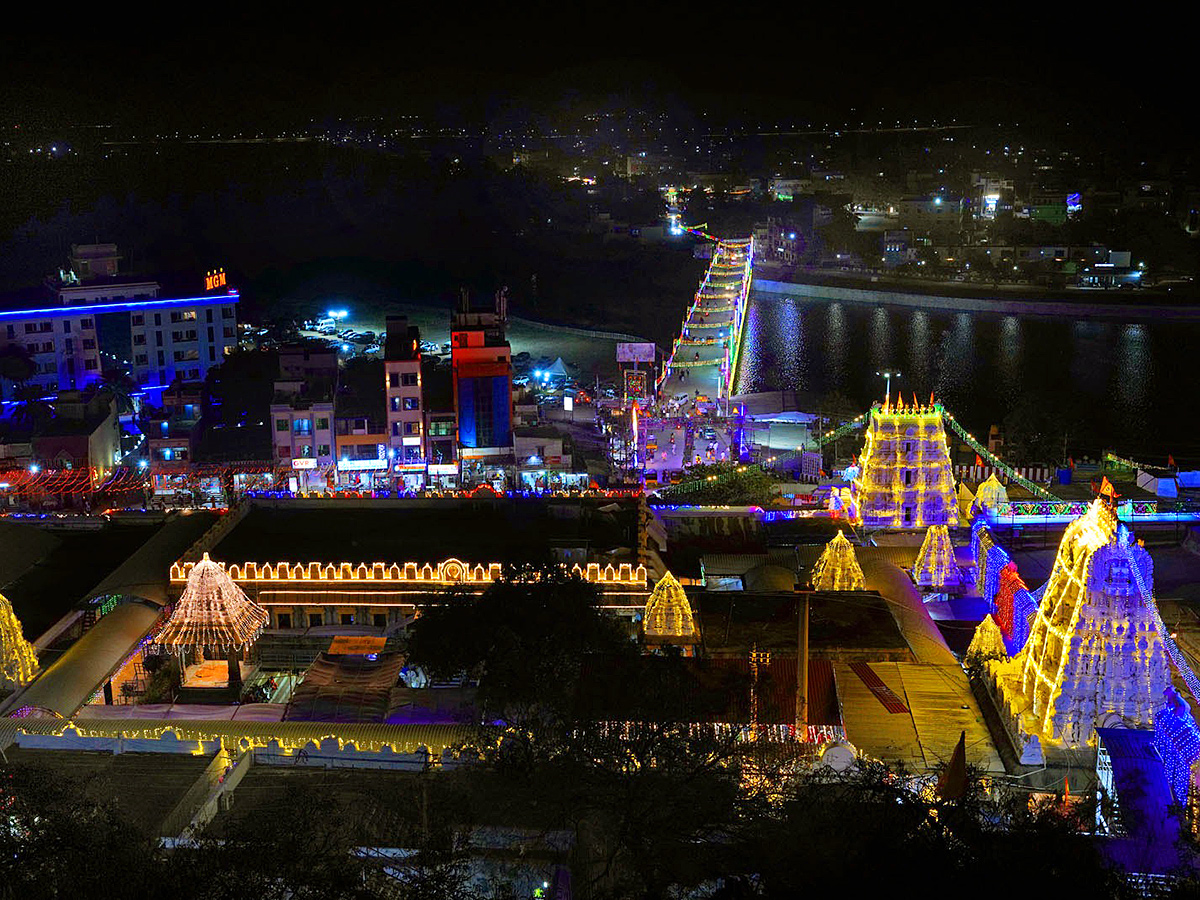 maha shivaratri 2025 celebrations at srikalahasti7