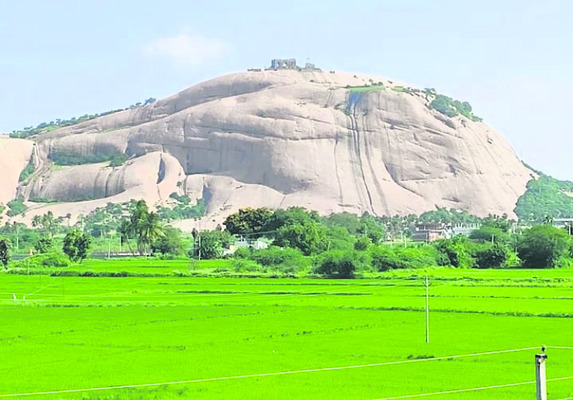 ప్రభుత్వం కరుణించేనా!2