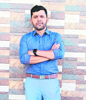 జాతీయ స్థాయి పోటీలకు ముగ్గురు ఎంపిక
2