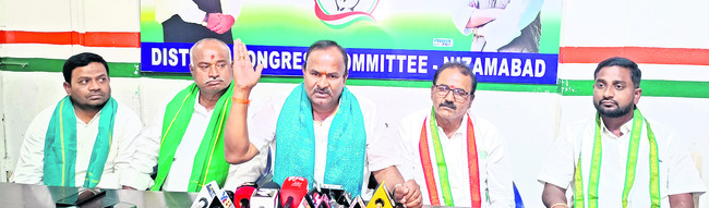 ప్రజలకు హోలీ శుభాకాంక్షలు
2
