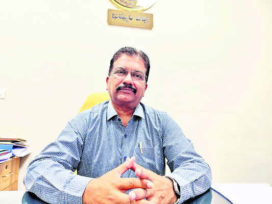 చేతికి రాగానే కొనుగోళ్లు !1