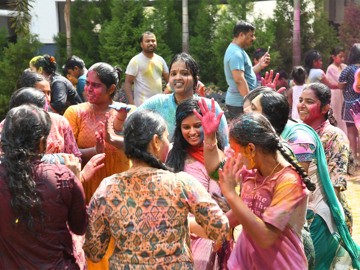 holi celebrations hyderabad12