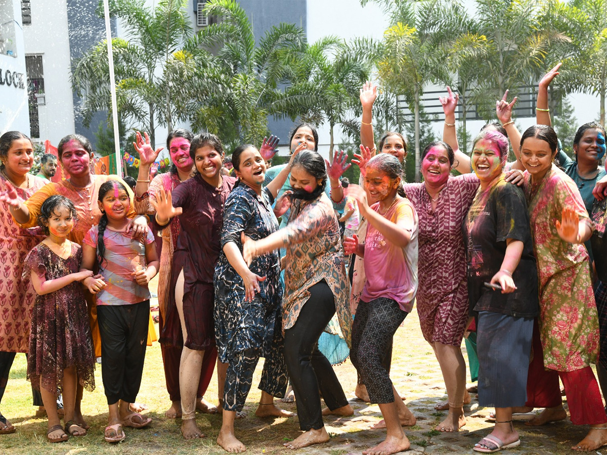 holi celebrations hyderabad13