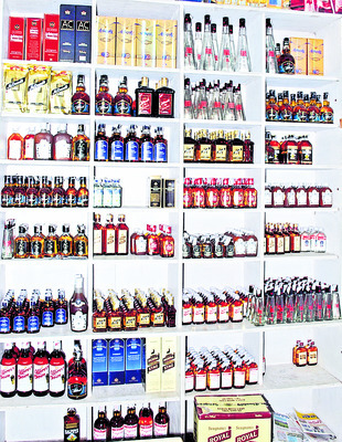 పచ్చ‘ప్రళయం’
3