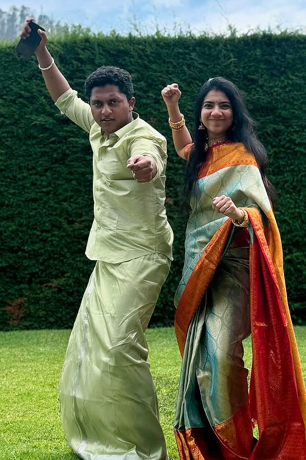 Actress Sai Pallavi and her sister,Pooja Kannan Rocks In Wedding Photos12