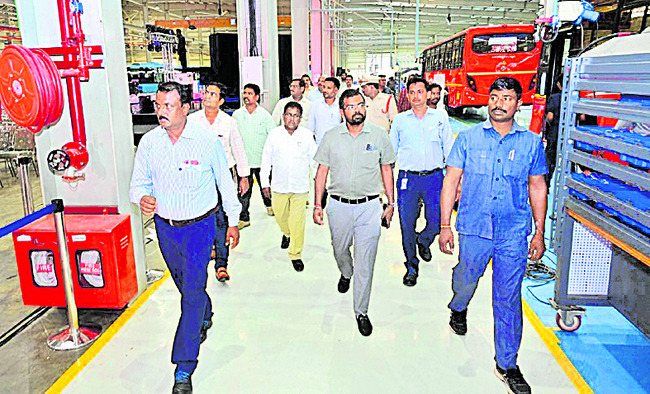 అటవీ భూముల రక్షణకు పటిష్ట నిఘా 1