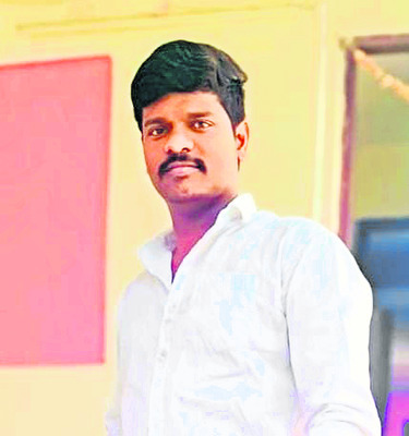 ప్రమాదవశాత్తు చెరువులో పడి ఉద్యోగి మృతి
1