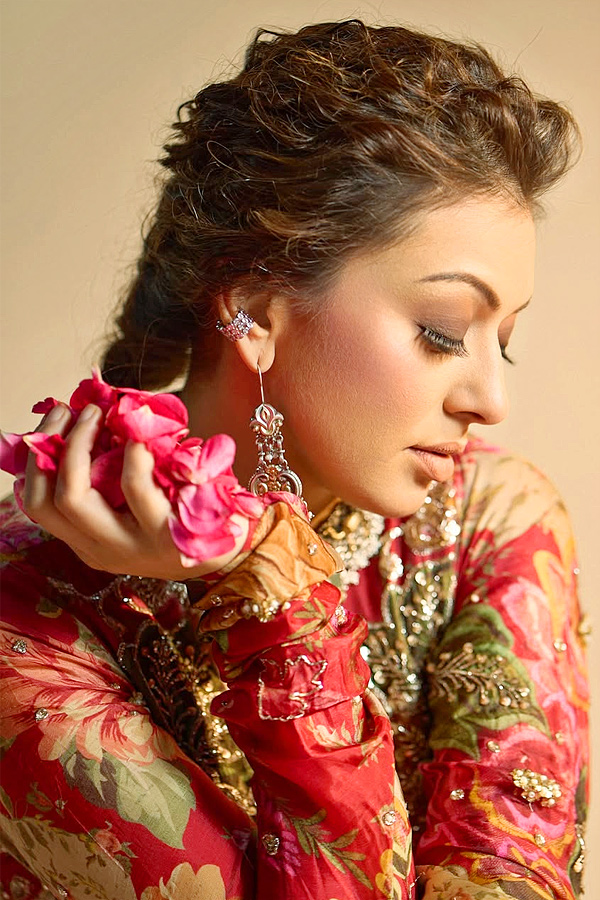 Interesting Facts About Actress Hansika Photos2