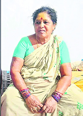 దైవదర్శనానికి వెళ్తూ ఇద్దరు మహిళల మృతి1