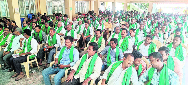 ఆదుకోకోంటే ఉద్యమమే1