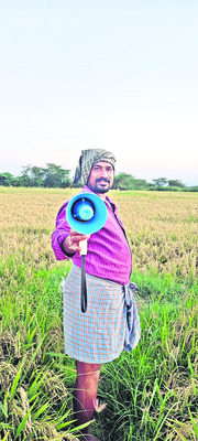 రక్షించుకుంటున్నాం
2