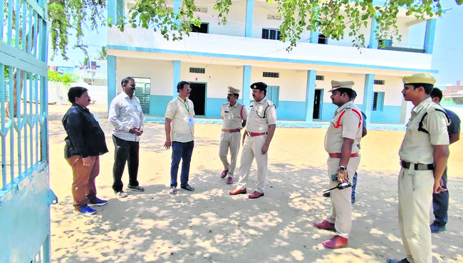 ప్రారంభమైన పది పరీక్షలు 1