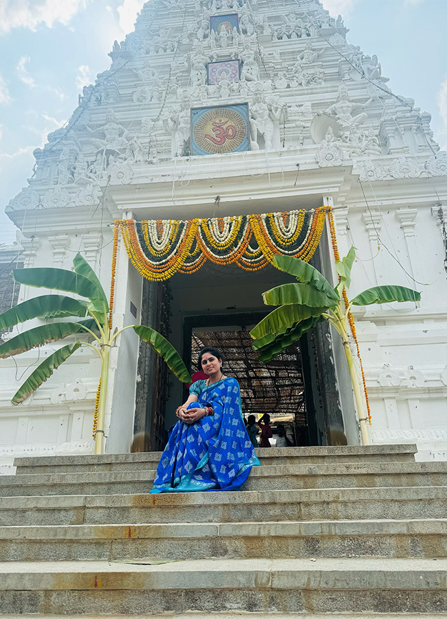 Dil Raju Visit Venkateswara Swami Brahmotsavalu at Indur14